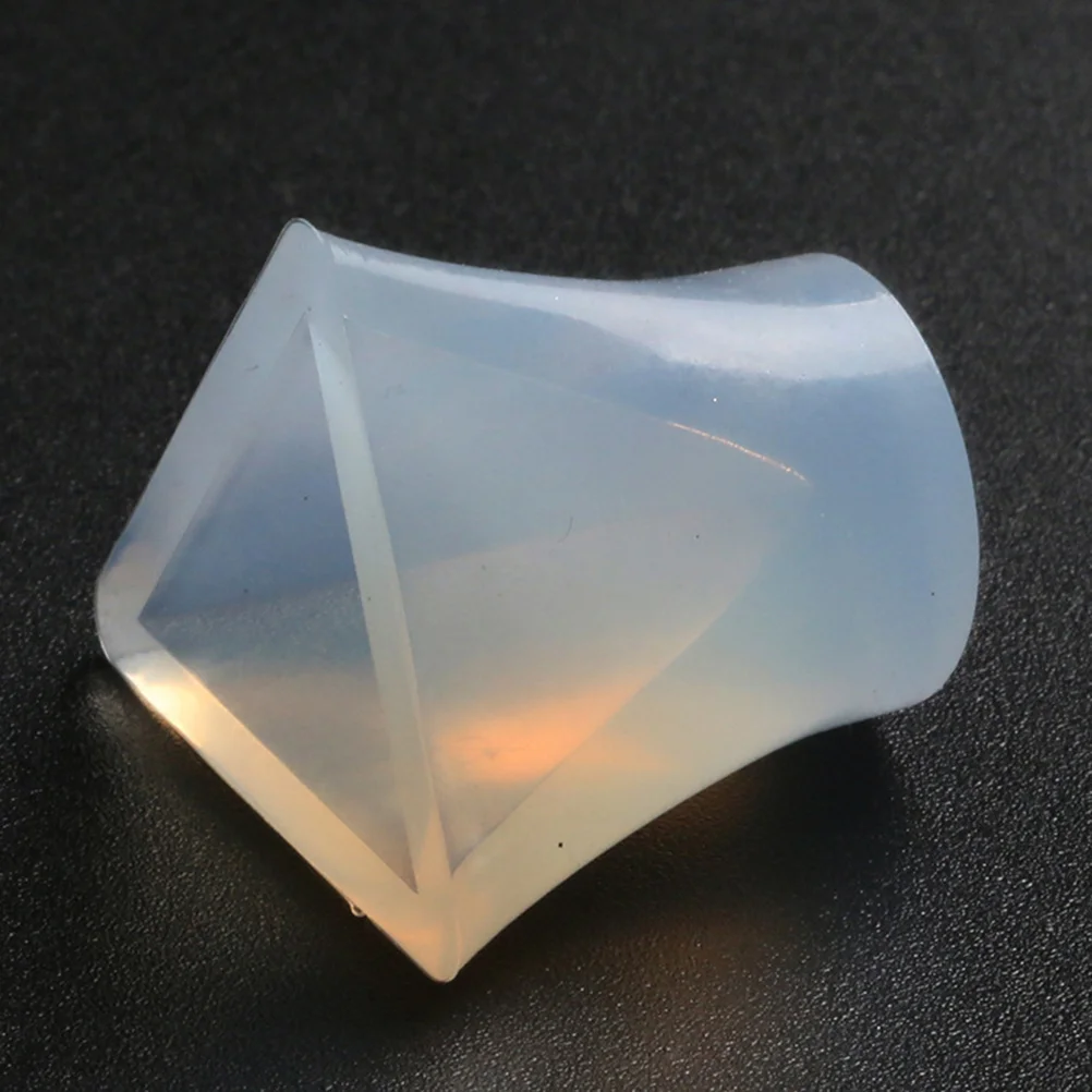 

60mm Resin Casting Molds Epoxy Resin Molds in the Shape of Triangular Pyramid