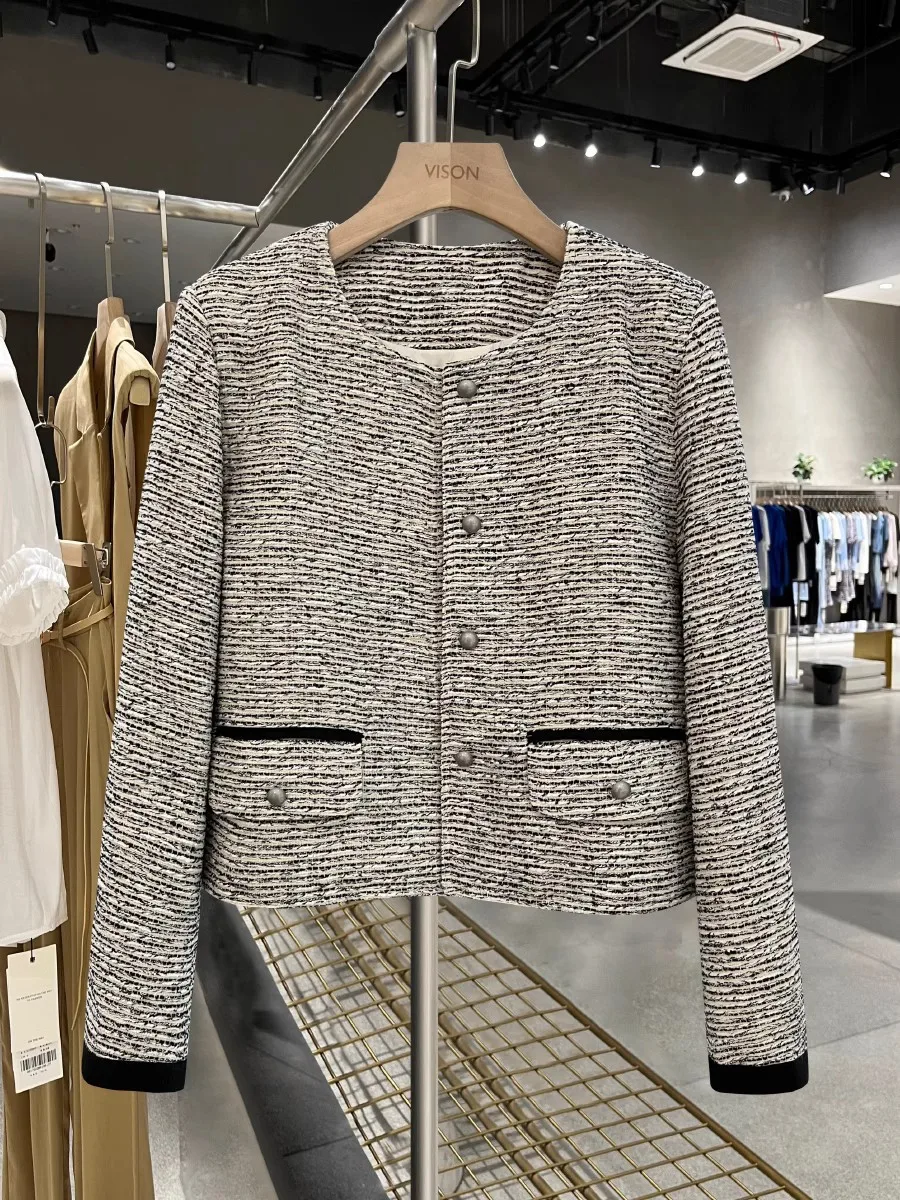 

Autumn and Winter Women's Casual Stripe Round Neck Long Sleeve Pocket Decorative Jacket