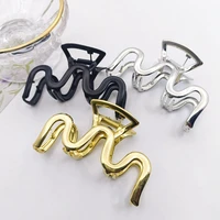 wholesale new fashion 9cm large m geometric metal high quality claw clip three dimensional hairpin for women girls
