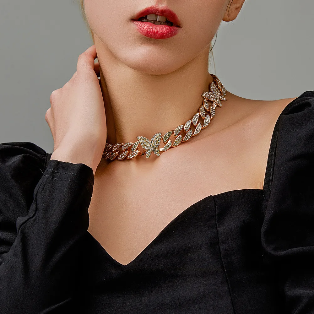 Crystal Beaty Butterfly Choker Necklace Rhinestone Pendant Necklaces Chain Sparkly Butterfly Jewerly Fashion Party Accessories