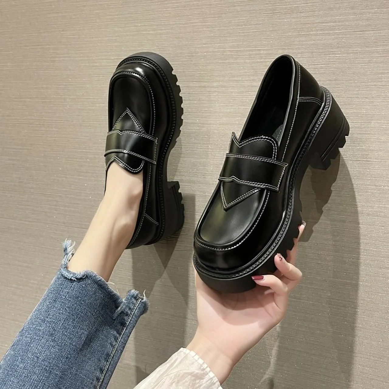 

Women's platform shoes casual thick heels shoe fall British style lazy shoes fashion dress black single shoes Zapatillas Mujer