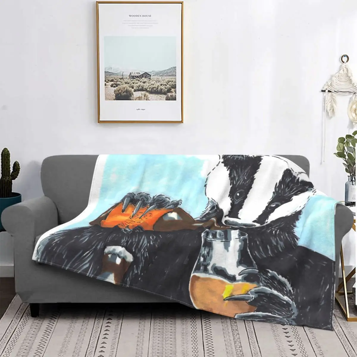 

Манта с надписью «artesanal», короткая рубашка с надписью «TODO», короткая рубашка с капюшоном, короткая рубашка с капюшоном