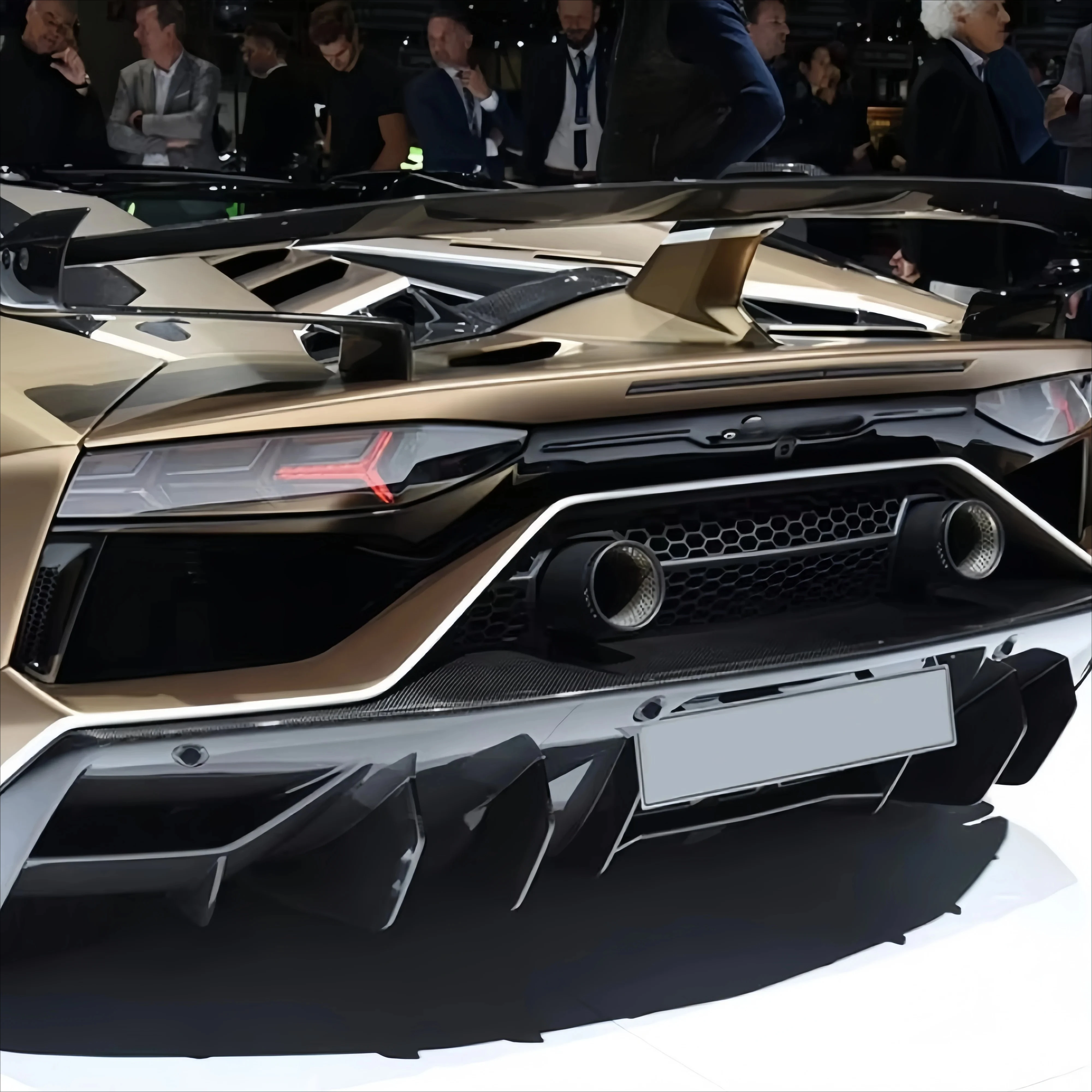 Для LP700 LP720S: Обновленный и модифицированный задний бампер в стиле SVJ из полуухоженного карбона (комплект для кузова) (art.: 3920da8f4a8bb) - 3920da8f4a8bb