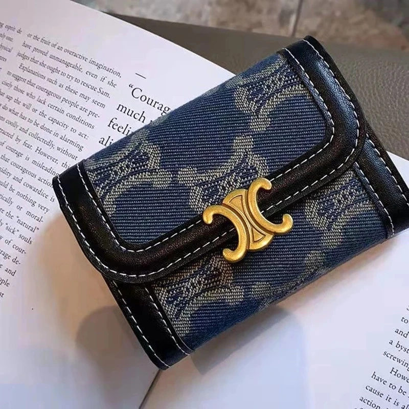 

Nova moda fold carteira curta para o design de zíper de couro macio do plutônio das mulheres mini moeda bolsa titular do cartão