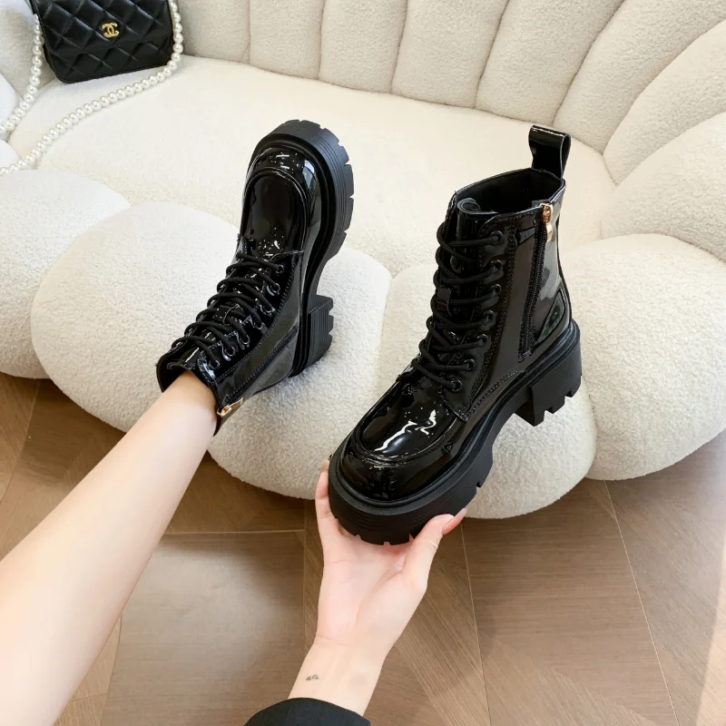 

Женские ботинки Chelse, новинка зимы 2022, модная повседневная женская обувь на платформе и молнии, женские ботинки с круглым носком на толстом к...