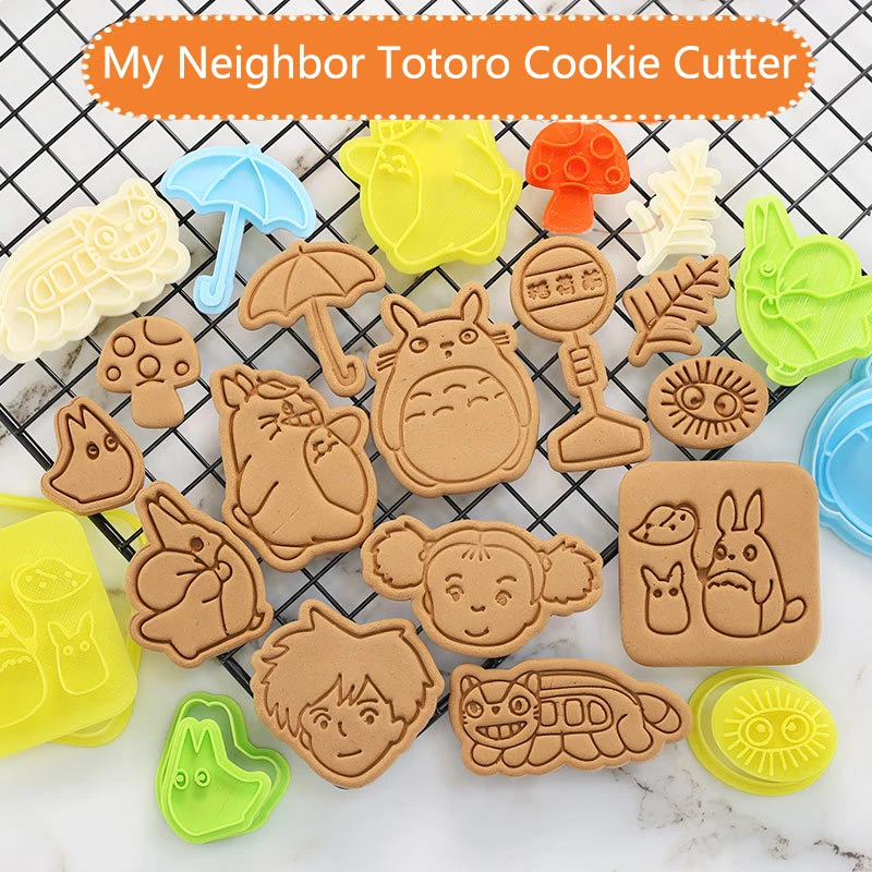 My Neighbor Totoro Cookie Cutters Plastic 3D Cartoon Pressable Biscuit Mold Set Baking Accessories Tools | Дом и сад