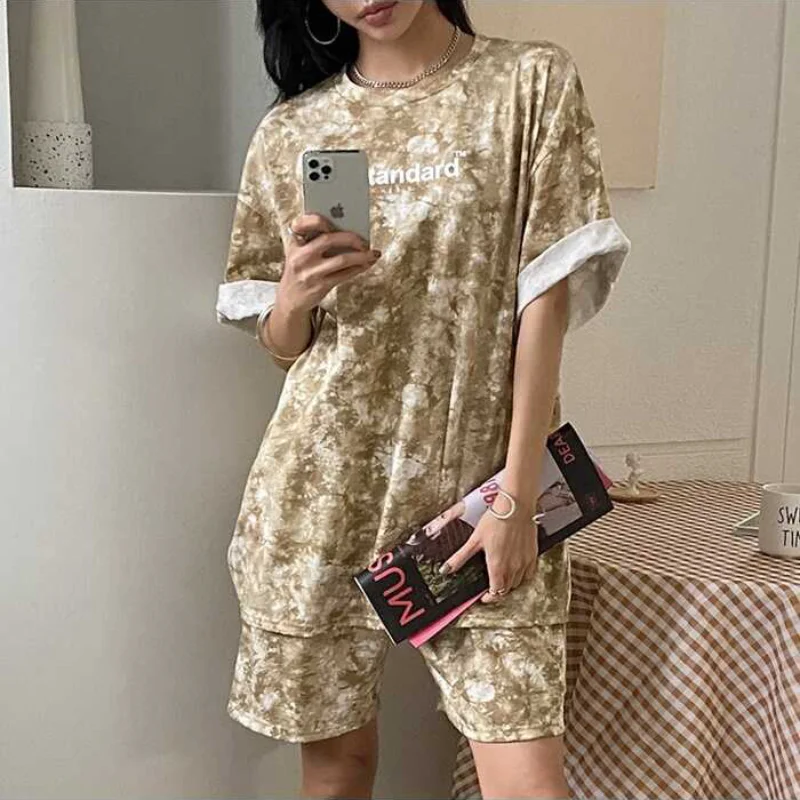 

Tie Dye Summer Women's Suit Two Pieces Tracksuit Short Sleeve Sports Suits Women 2023 Casual Tracksuits Elastic Waist Lady Sets