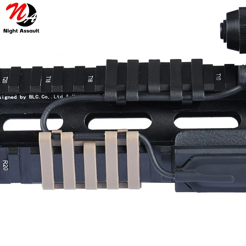 

Airsoft Tactical 5 Slot Rail Cover With Wire Loom Scout Light Flashlight Accessories PEQ M600 M300 Laser Pressure Pad Switch