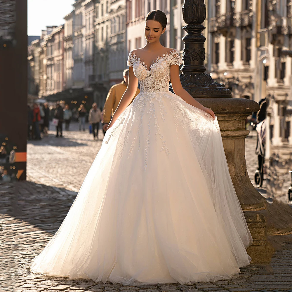 

Элегантное свадебное платье-трапеция с воротником-стойкой, Кружевная аппликация с рукавами-крылышками, блестящее платье с пуговицами на спине