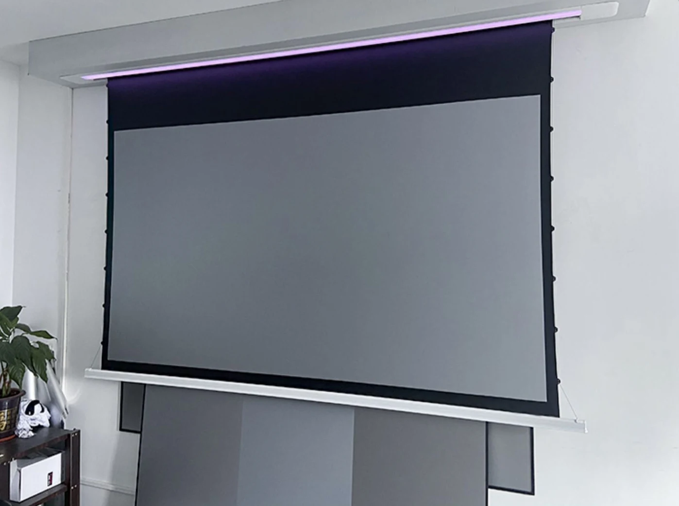 экран для проектора из потолка. All screen cmp-7272 экран для проектора. встраиваемый проекционный экран. экран для проектора c80. экран с электроприводом elite screens electric100h.