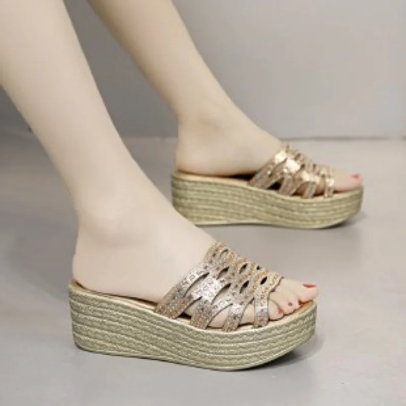 

Rhinestone Cutout Summer Platform Wedges Shoes Women Slippers 2023 Gold High Heels Slides for Office Daily