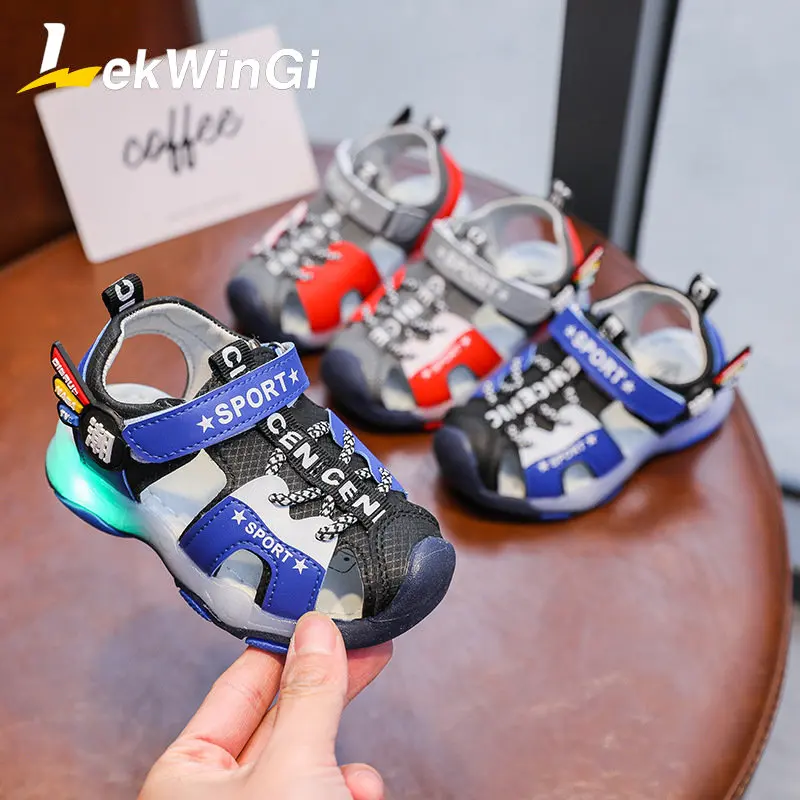 

Детские светящиеся сандалии, босоножки со светодиодной подсветкой для девочек, нескользящая спортивная обувь, модные повседневные пляжные босоножки, размеры 22-31