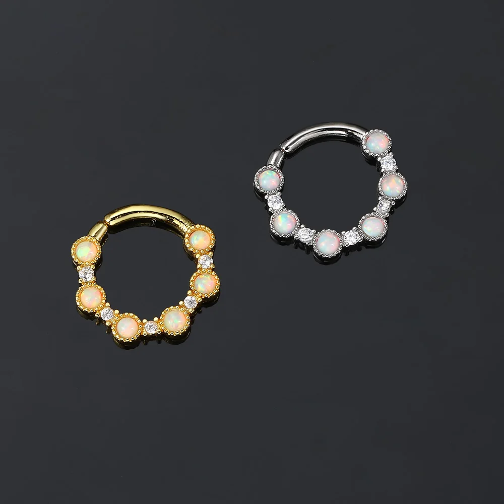 Серьга-гвоздик для пирсинга плоская с кристаллами V-образный хрящ в форме