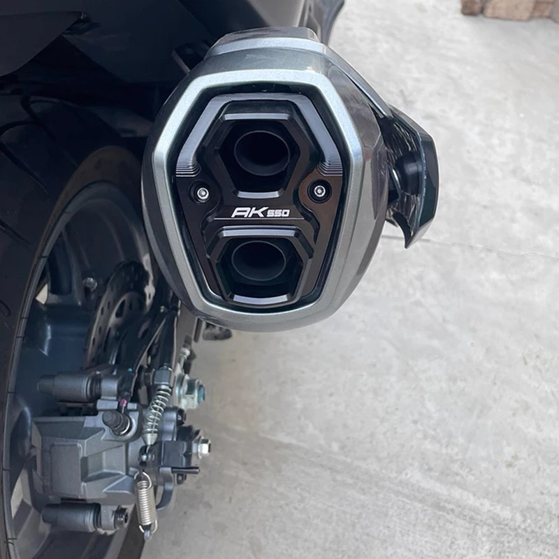 Фото Для KYMCO AK550 premium AK 550 ak550 2017-2026 + крышка наконечника выхлопной трубы с ЧПУ для мотоцикла, модифицированные аксессуары, защита системы №1