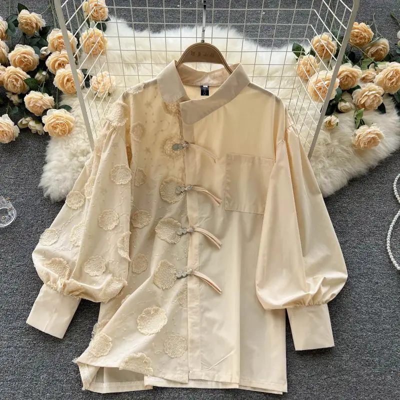 

SuperAen Spring 2022 New Design Retro Flower Patchwork Irregular Buckle College Style Full White Women Shirts