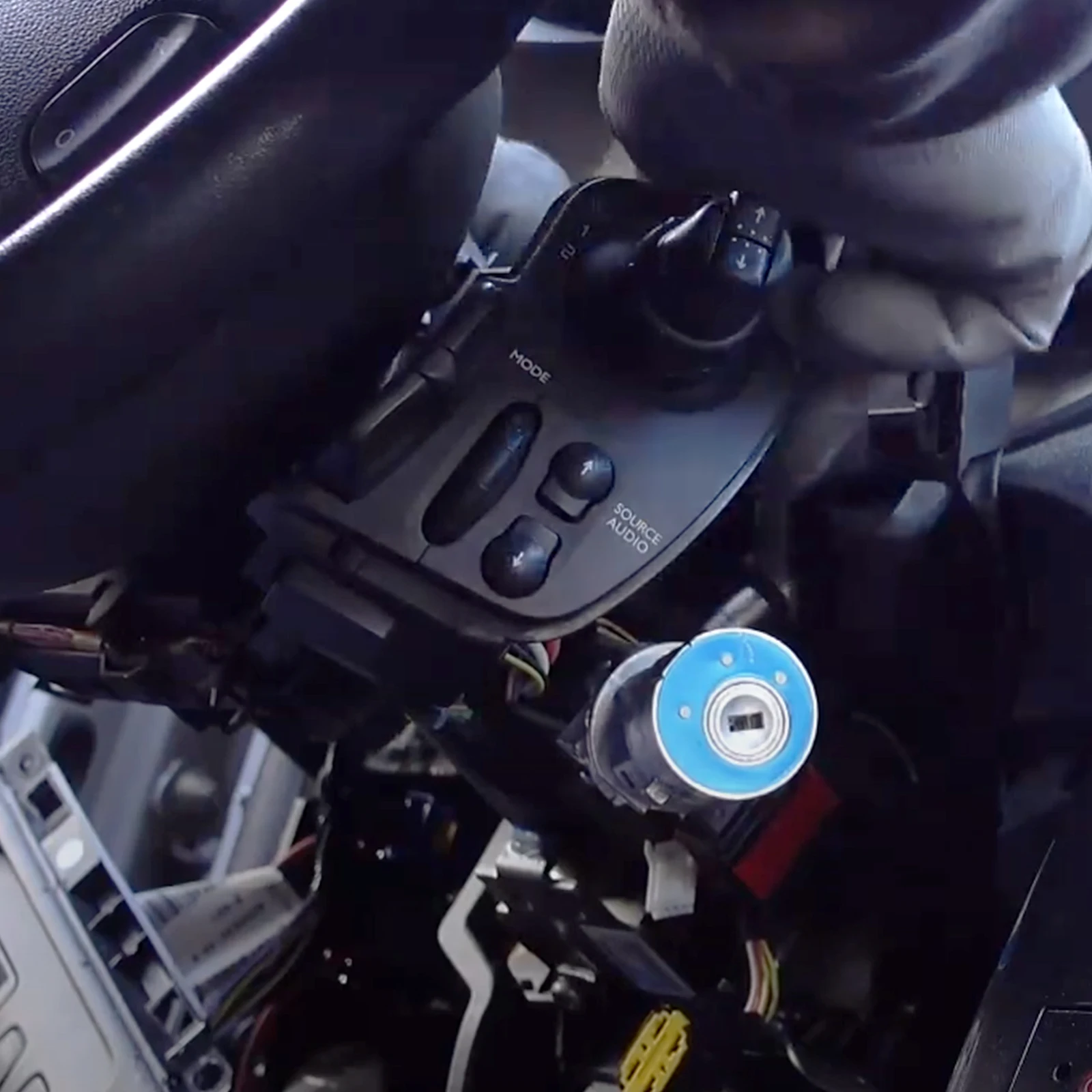 Ствол зажигания переключатель для Renault Megane Fluence Vivaro Wind Movano Nissan NV250 NV300 NV400 Interstar Mercedes