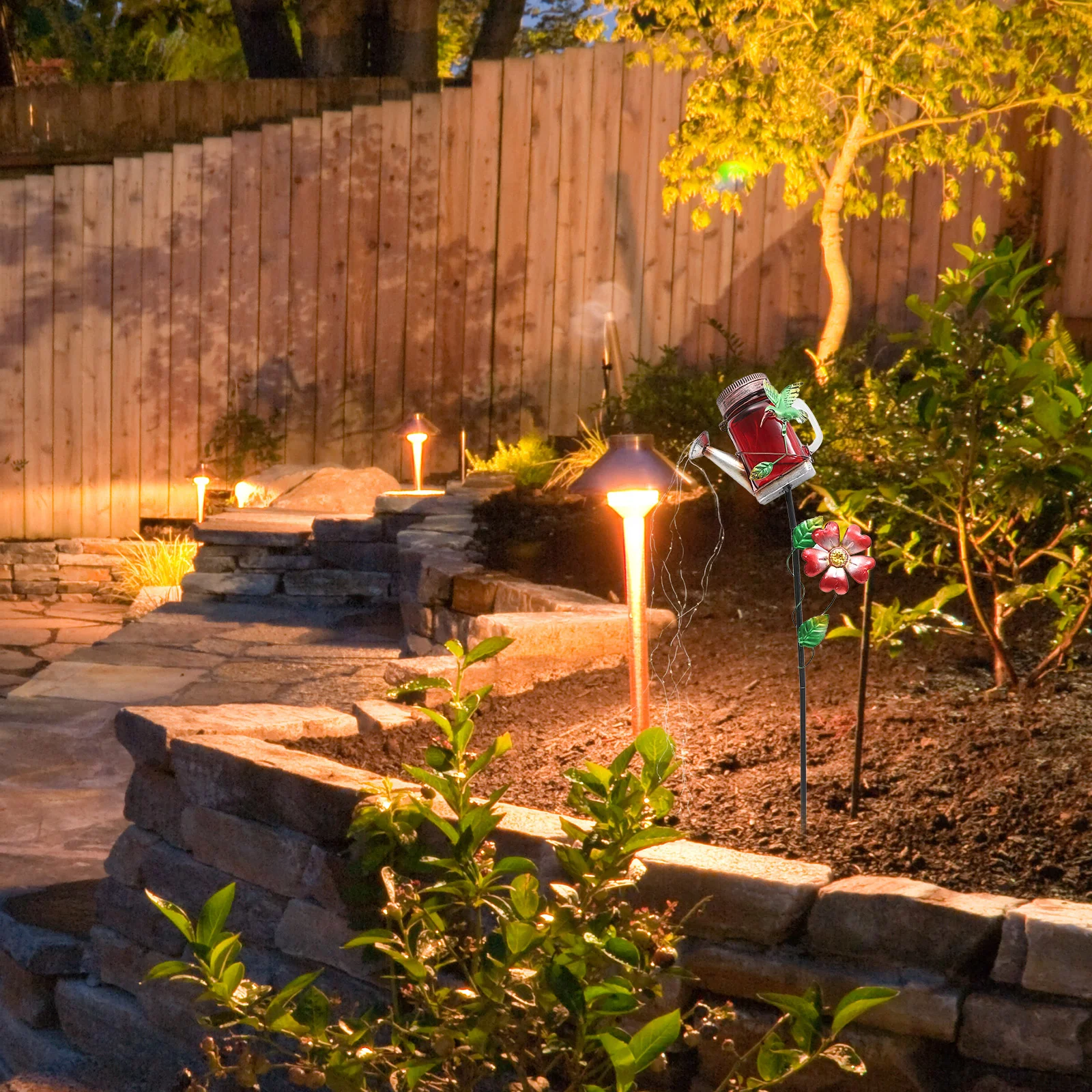 Рисунок 2 - Садовая лампа в форме разбрызгивателя