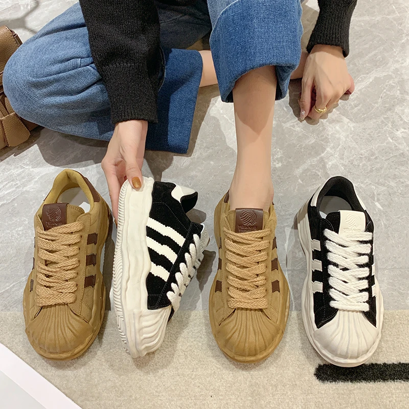 2023 New Fashion Women's Thick Sports Shoes High Platform Breathable Casual Elevated White Shoes Women's Vulcanized Shoes