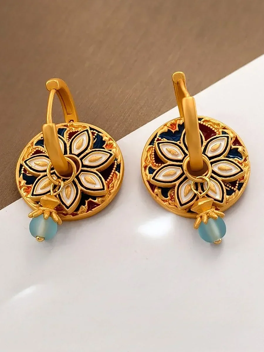 Женские металлические серьги в виде льва