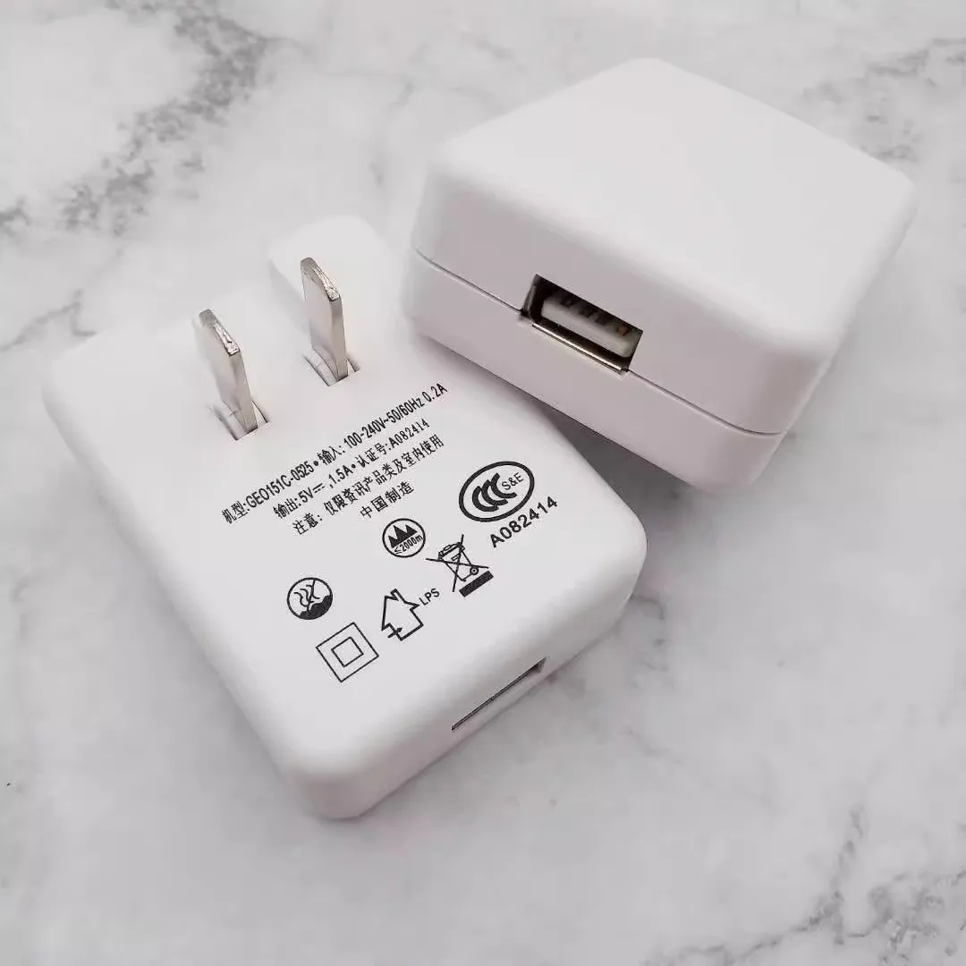 

Вентилятор 5V1.5A и другие USB-зарядные головки для телефона и планшета
