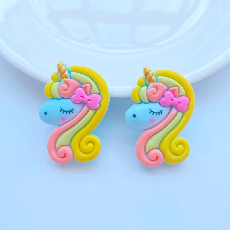 

Фигурки единорогов TSXJY