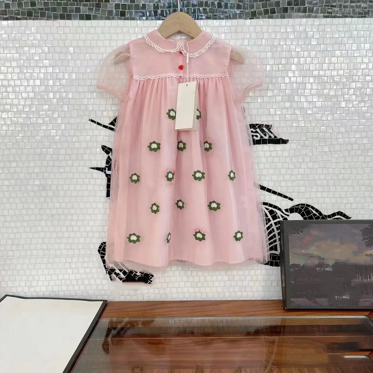 

2021 Summer Pink Sleeve with Green flower in the front Girls Dress For Kids Clothing Outwear Brand Boutique 2T-12T