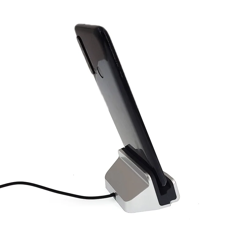 Док-станция с USB-портом для зарядки и передачи данных |