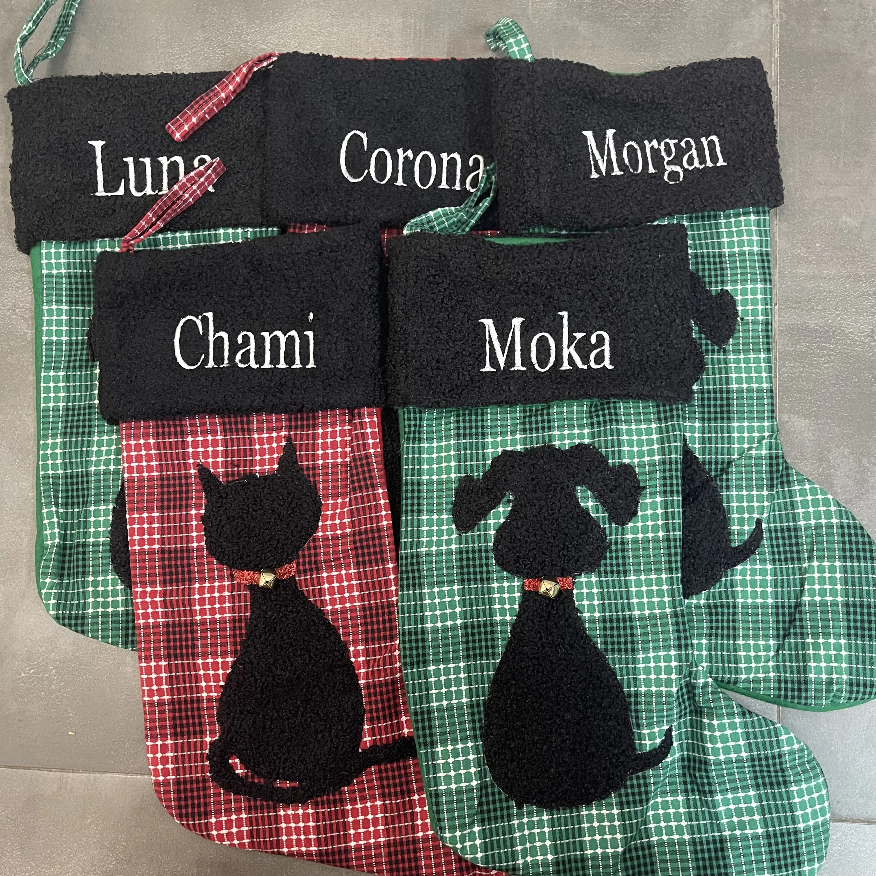 

Персонализированная детская Рождественская Подарочная сумка с именем, НОВАЯ РОЖДЕСТВЕНСКАЯ подвеска в виде собачьей лапы, рождественские носки, Рождественское украшение, подарочные носки