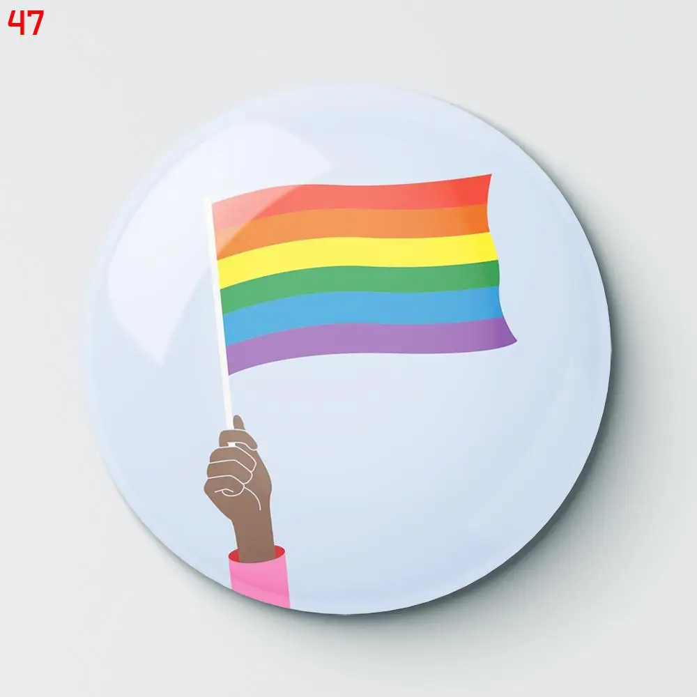 

Модные броши-булавки на пуговицах PRIDE year 00047