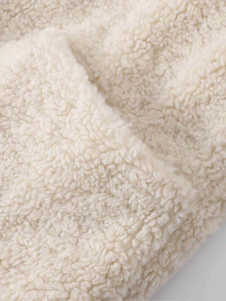 Женское флисовое пальто с отложным воротником длинным рукавом и карманами