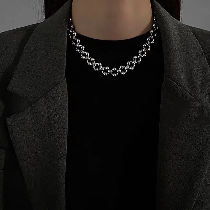 

Silver Color Punk Metal Geometric Hollow Choker Necklace Simple Casual Jewelry