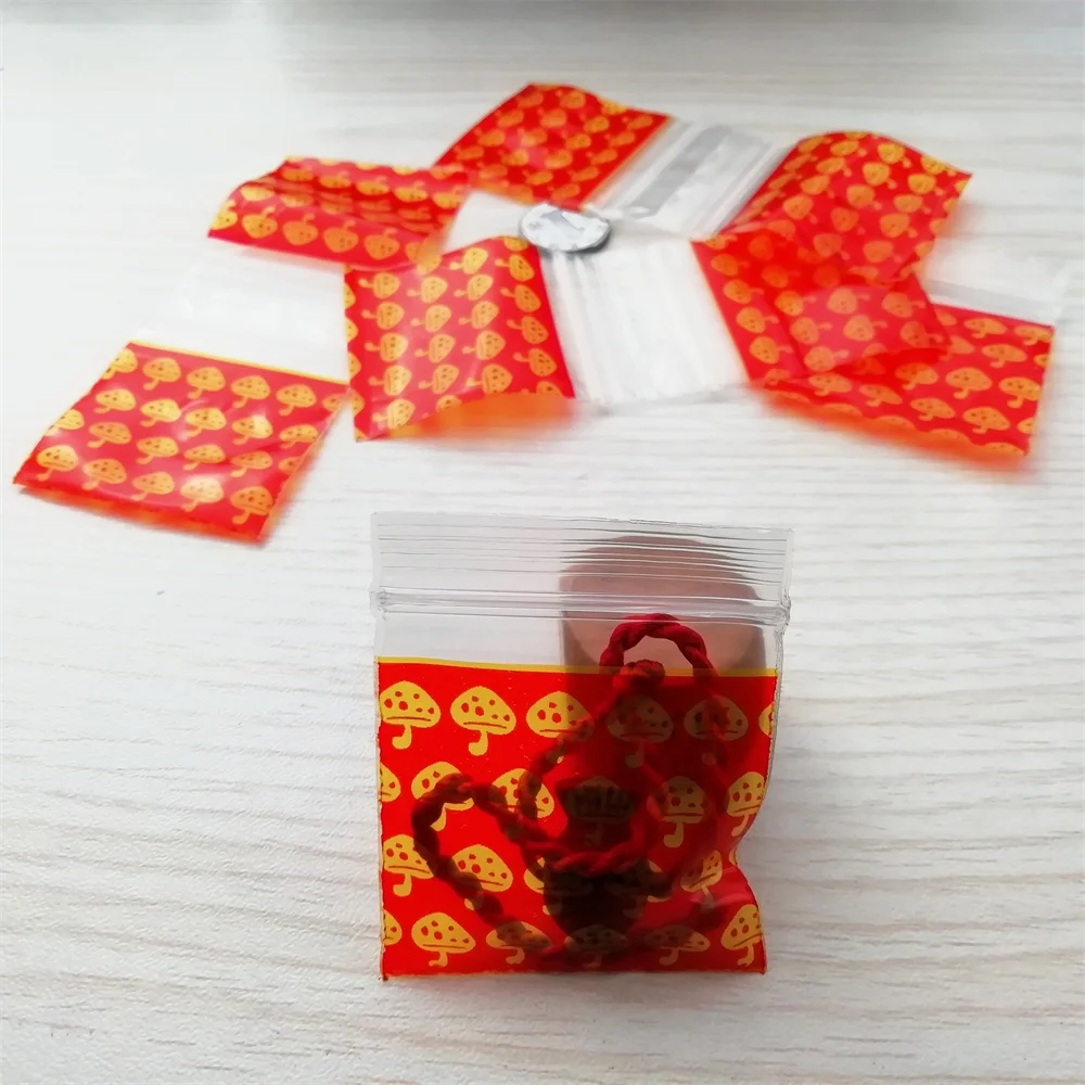 

Сумки для подарков с рисунком грибов Bags T011