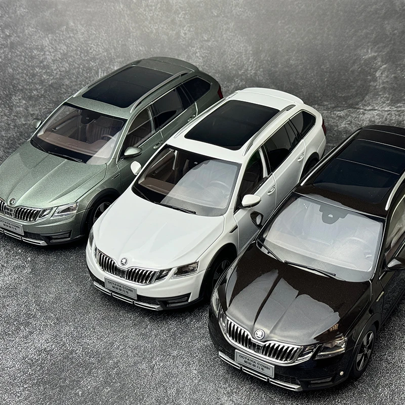 Оригинальная фабрика 1:18 Skoda Octavia wagon SKODA OCTAVIA модель автомобиля из сплава