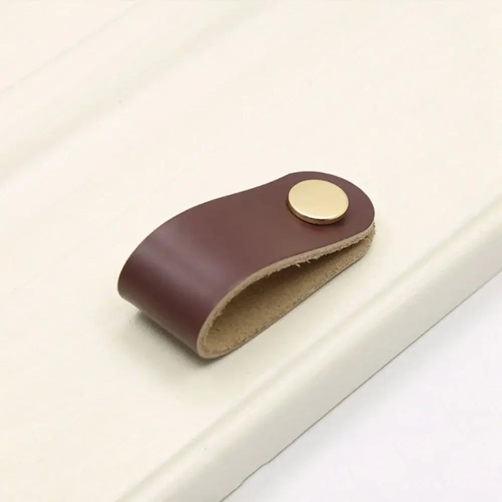 

Латунные ручки для шкафов с искусственной кожей