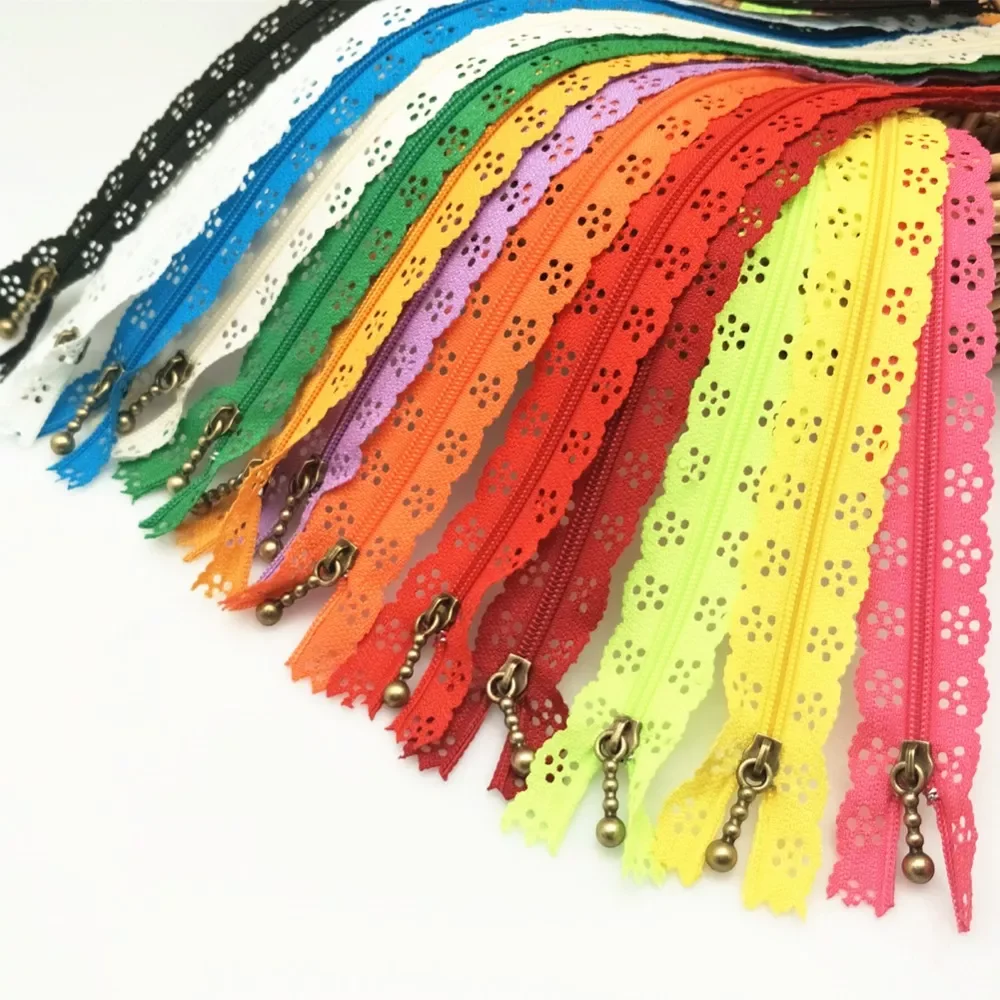 

sell 10pc 20cm Nylon Lace Zipper For Clothes Zippers Tailor Sewing Zip Closure Craft Sewing Accessories Random Color 5BB5550