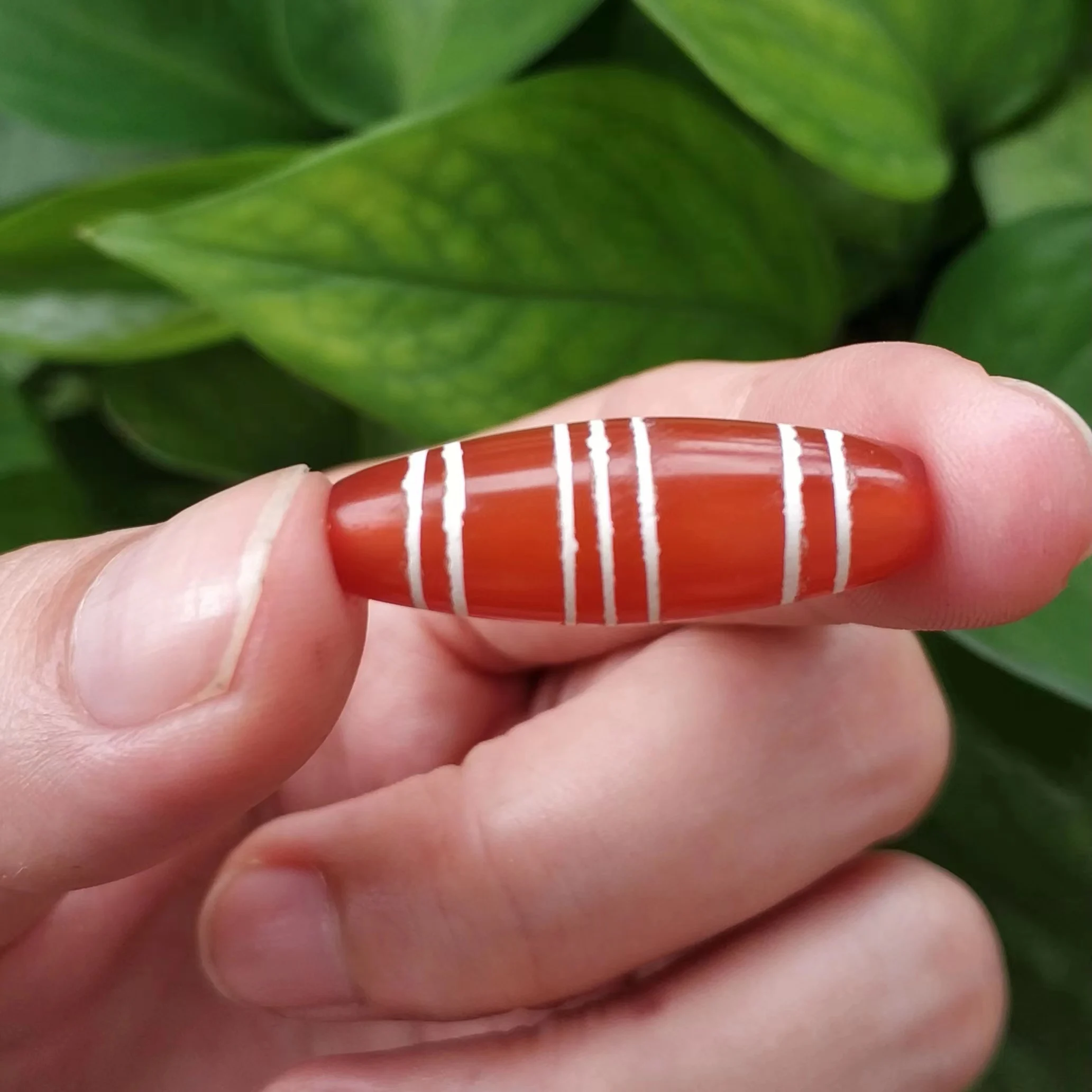 

1pcs/lot natural gem West Asia ancient bead agate carnelian 7-line bead weathered oval column precious accessories gem jewelry