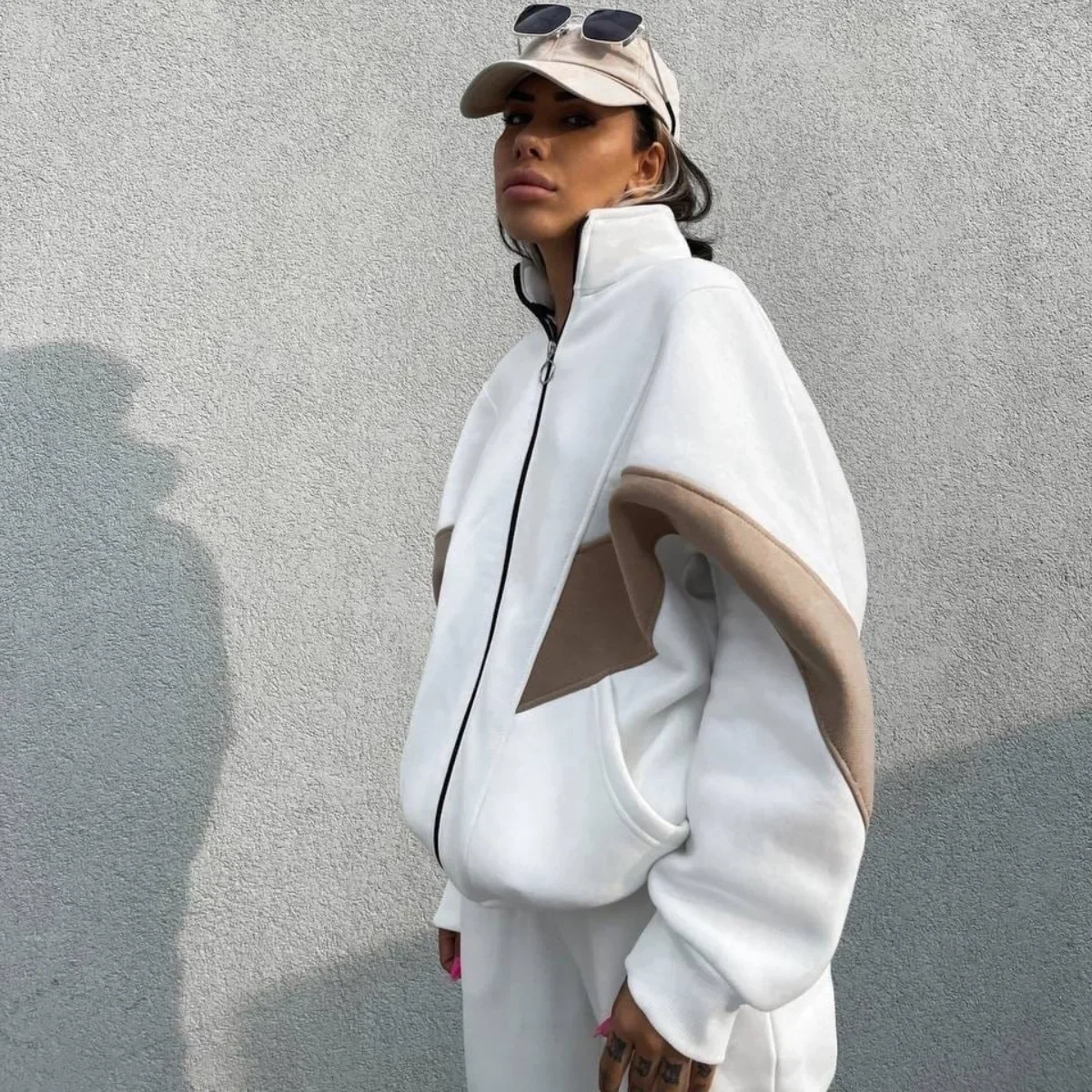 

2023 Autumn Women's Suit White Turn-down Collar Long Sleeve Hoodies Long Pants Suits Female Winter Trendy Casual Ladies Clothes