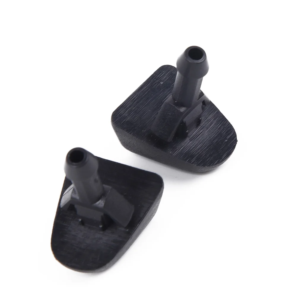 

2pcs Black Car Windshield Washer Nozzles For XC 90 2.5T 2003-2006 For Replacing Old Wiper Nozzles 30655605 Auto Parts