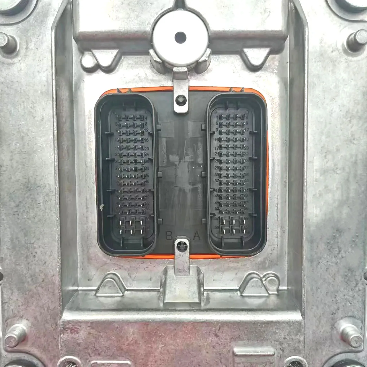 21358126 21042371 21300060 21107008 20977021 20583789 Контроллер экскаватора для модуля управления