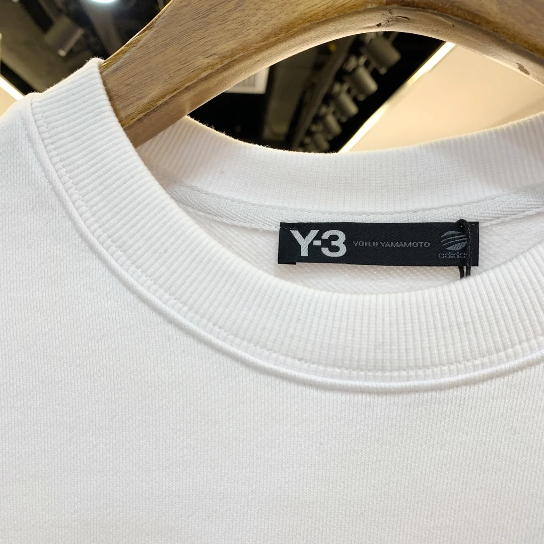 Рисунок 6 - Пуловер Yamamoto для осени и зимы