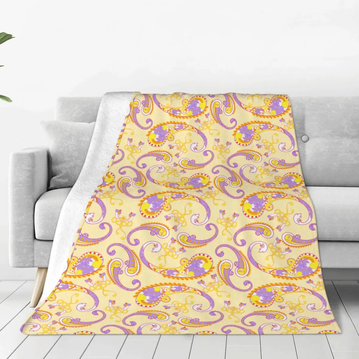 

Paisley Pattern Blanket Ultra Soft Cozy Blooming Flowers Decorative Flannel Blanket All Season For Home Couch Bed Chair Travel