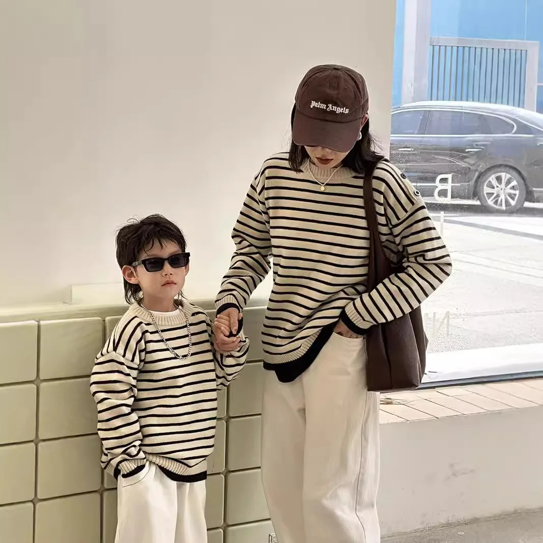 Свитер для всей семьи новинка 2024 полосатый корейский вязаный детский свитер с