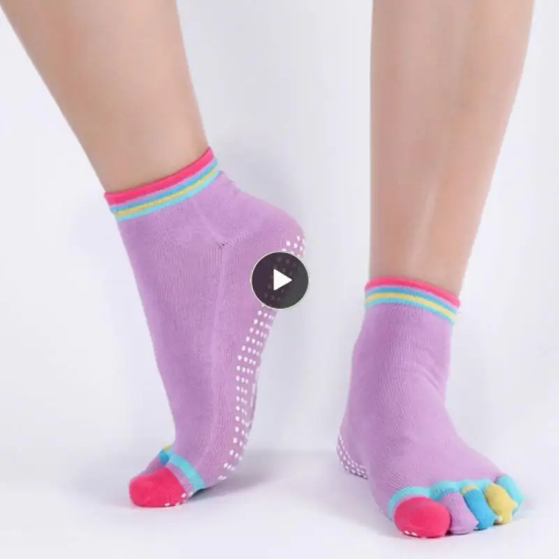 

3 Pairs Five Toed Color Socks Pure Cotton Anti-skid Fashionable Simple Comfortable Breathable Yoga Women's Socks Outdoor Sports
