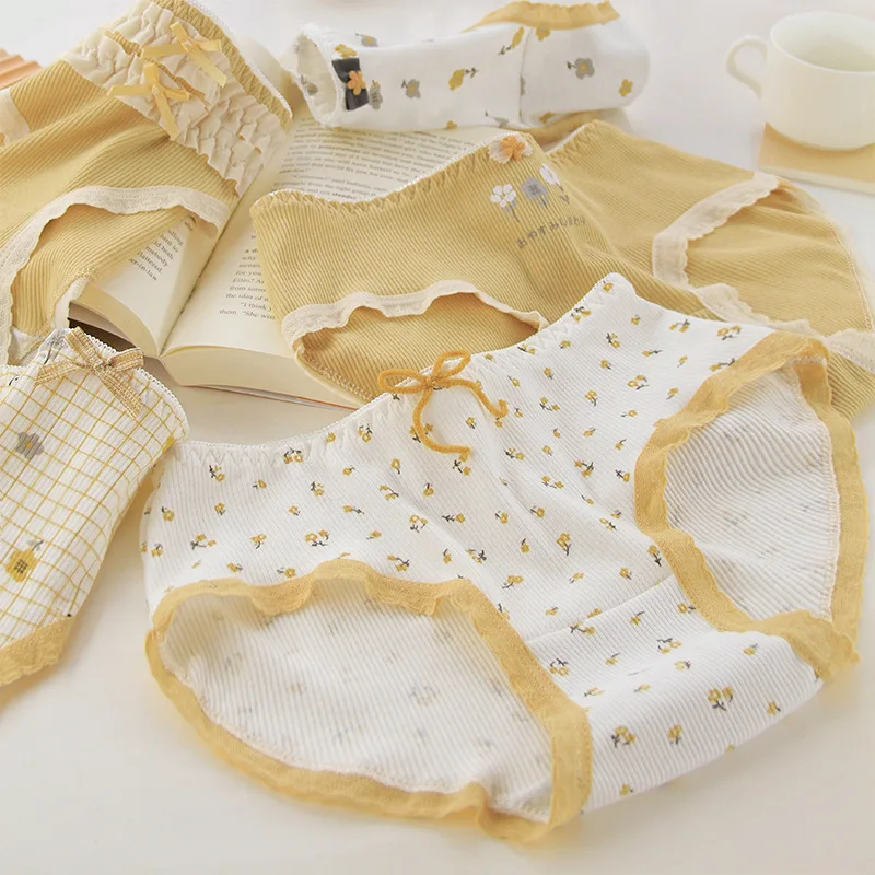 

3Pcs Cute Yellow Color Underwear Womens Comfortable High-quality Pure Cotton Panties Mid-waist Breathable Female Plus Size Brief