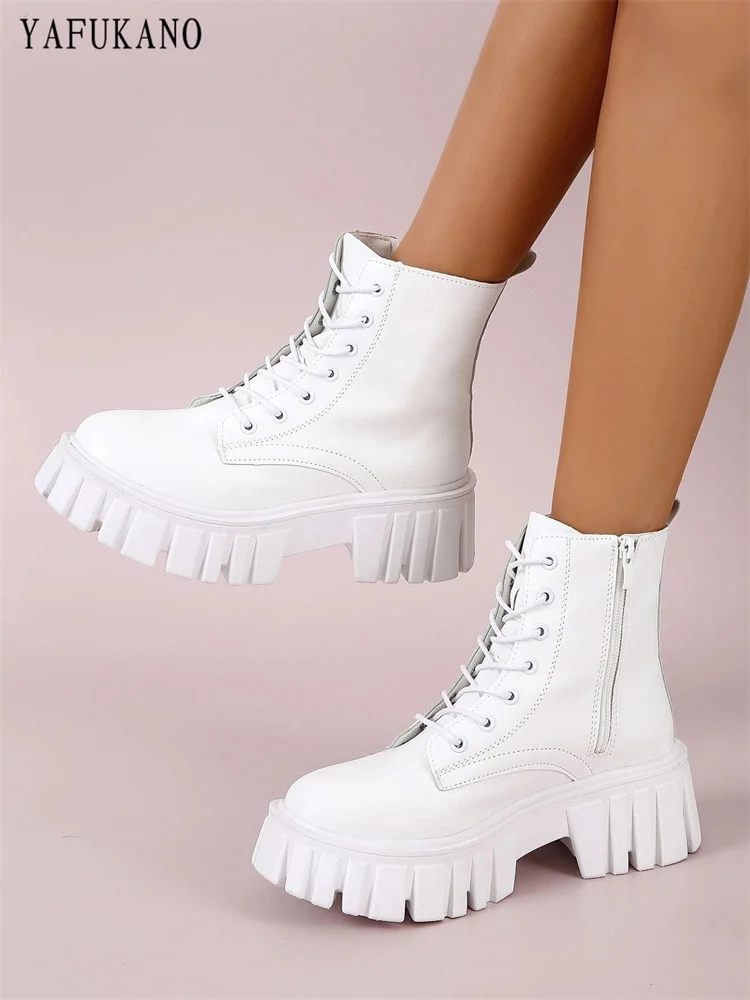 

Простые ботинки с круглым носком на шнуровке, ботинки на толстой подошве с молнией сбоку, модные короткие ботинки на платформе в британском стиле, женские ботинки на массивном каблуке
