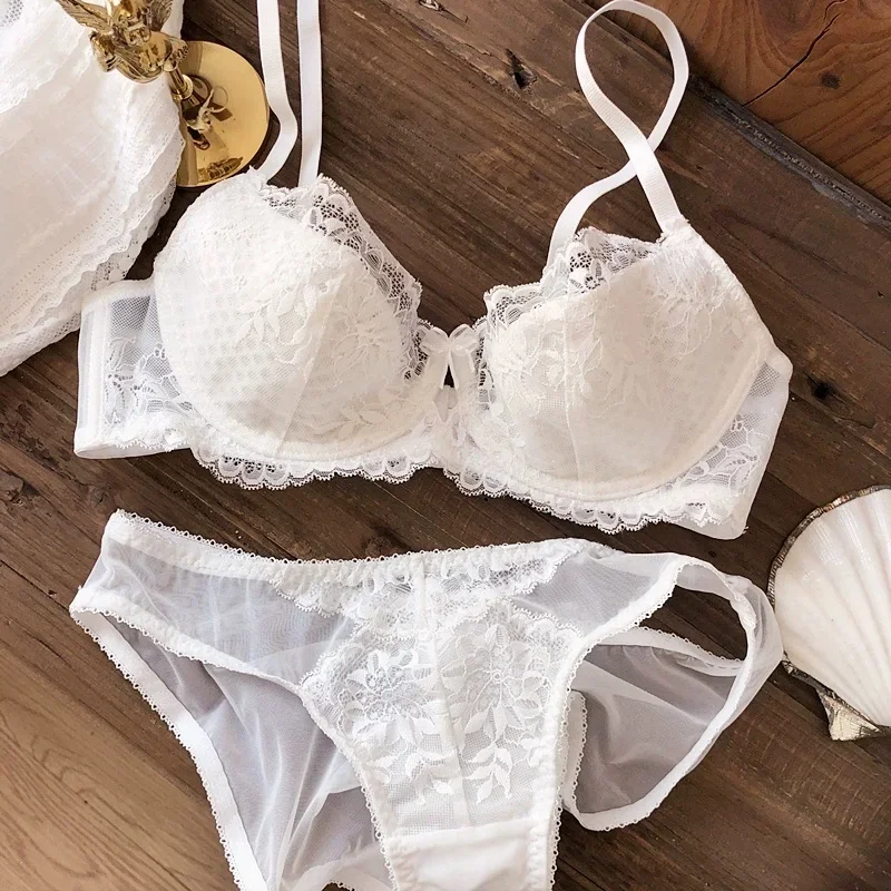 Нижнее белье женское с чашками пуш-ап бюстгальтер регулируемыми бретелями и