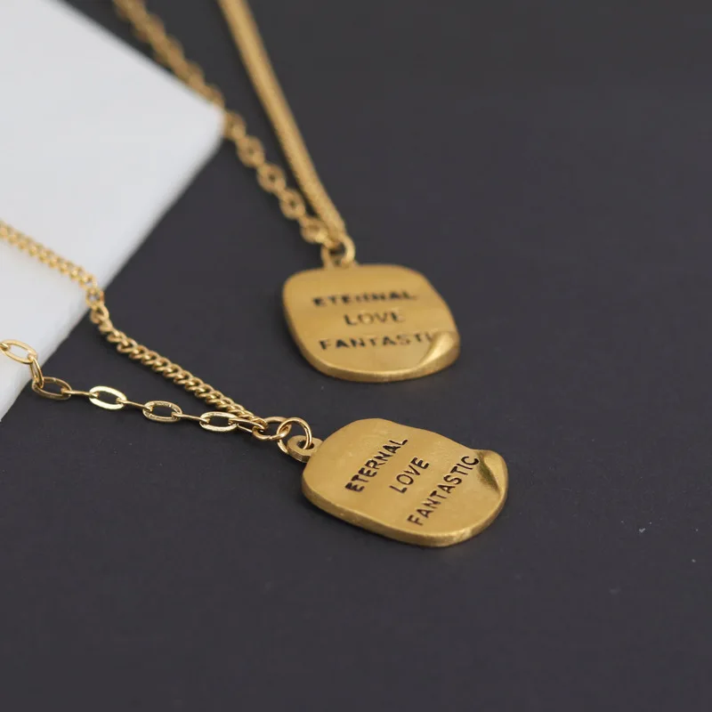 Винтажное матовое небольшое квадратное кубинское ожерелье с надписью на