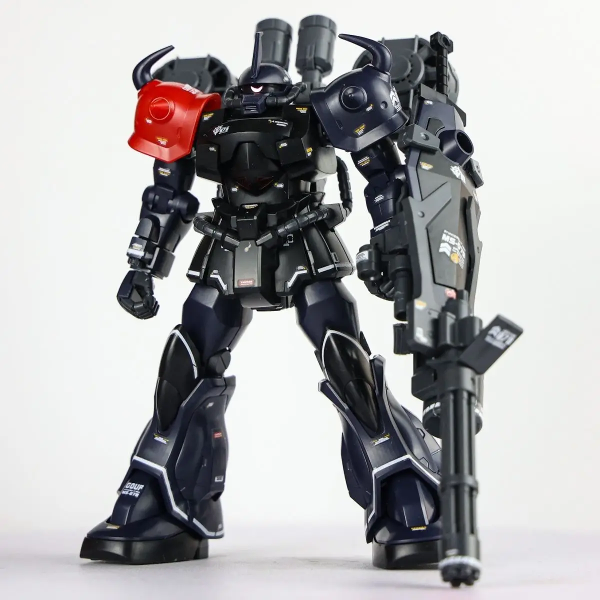 Star Ms-07b-3 1/144 Assembly Model With Fly Bag Dark Night Leader Color Scheme Action Figure Pvc Models Collectible Toys Gifts