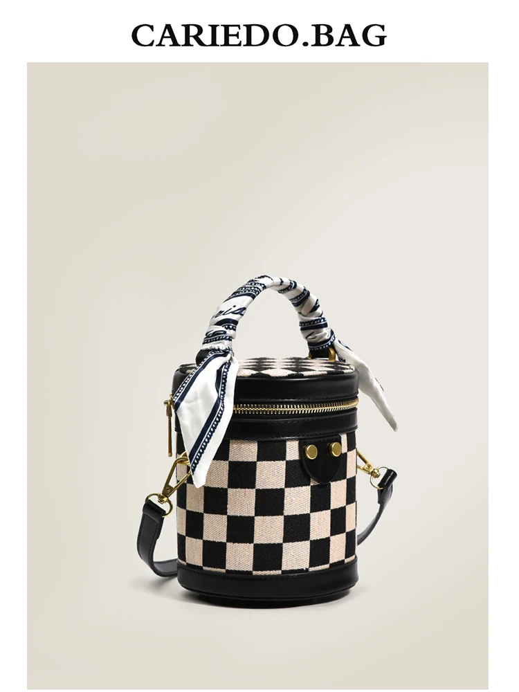 

Женская клетчатая сумочка на одно плечо, в клетку