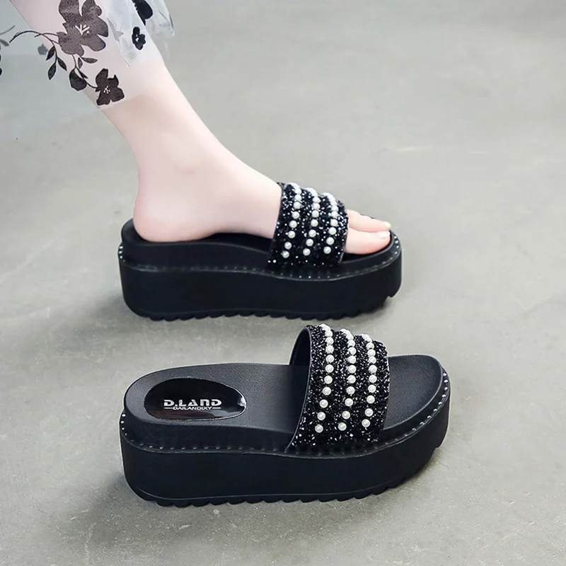 

Shoes String Bead Woman's Slippers Platform Luxury Slides Med Jelly Flip Flops 2022 Designer Flat Glitter Soft Crystal PU